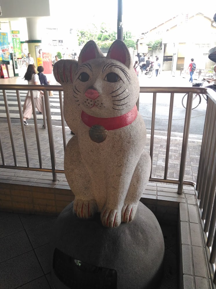 豪徳寺の招き猫